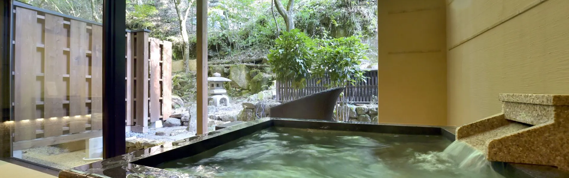 京都 湯の花温泉 すみや亀峰菴
