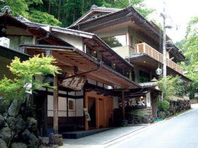 料理旅館 右源太