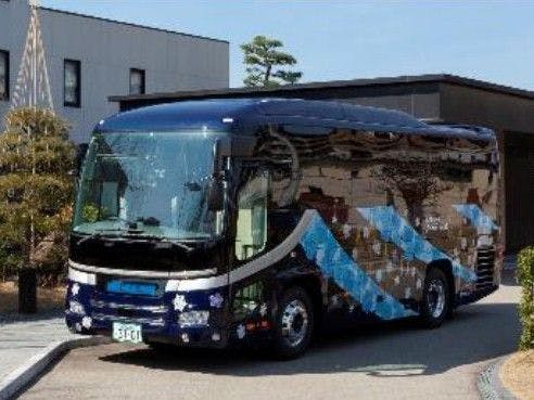 รถบัสสวนสีสัน