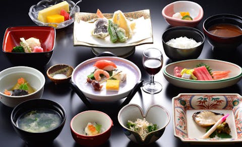 草津温泉の宿で 海鮮 をご紹介 最上のひとときをどうぞ 一休 Com 草津温泉の宿で 海鮮 をご紹介 最上のひとときをどうぞ 一休 Com