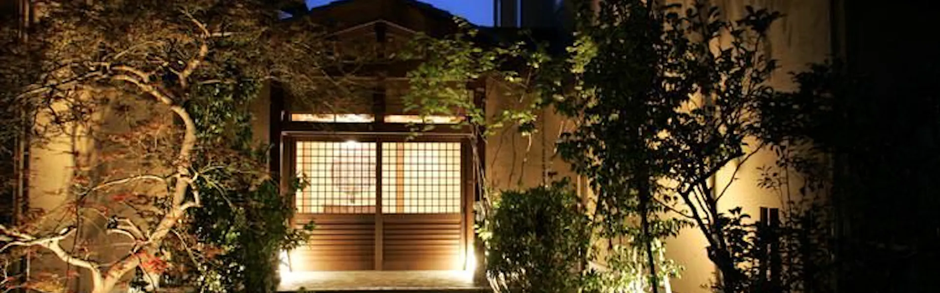 里山のオーベルジュ 薪の音