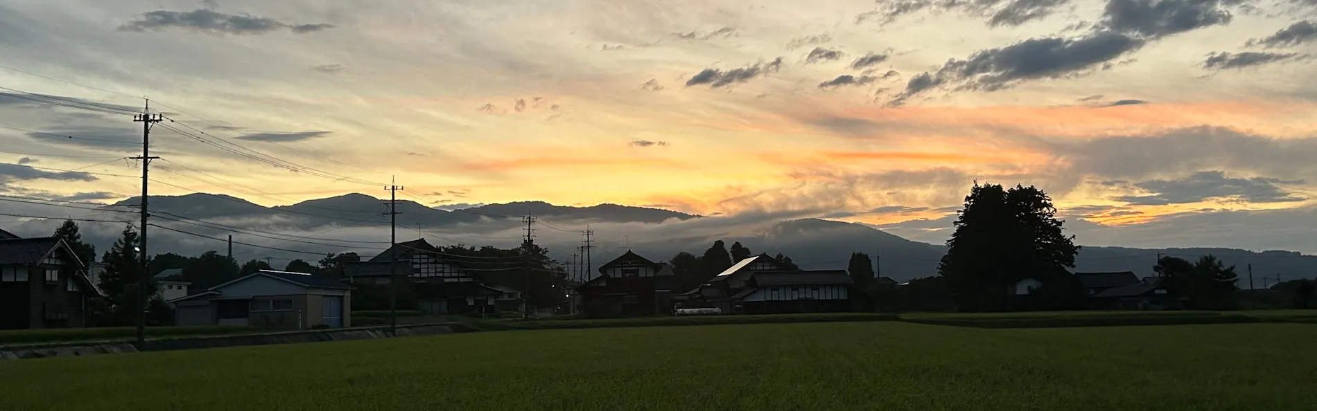 里山のオーベルジュ 薪の音