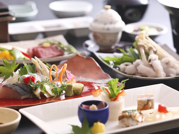 【バル懐石】品数ひかえめの夕食をかまどダイニング“バル淡道”で(レストラン食)