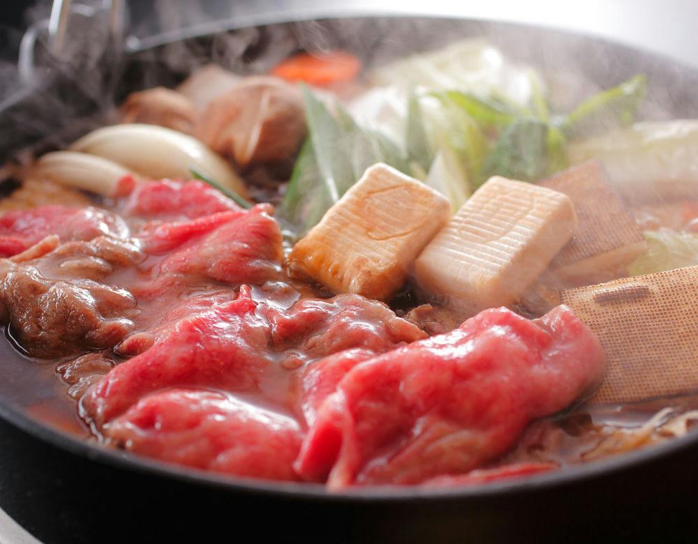 【秋特撰】淡路牛と松茸のすき焼と紅葉鯛・伊勢海老の姿造りプラン