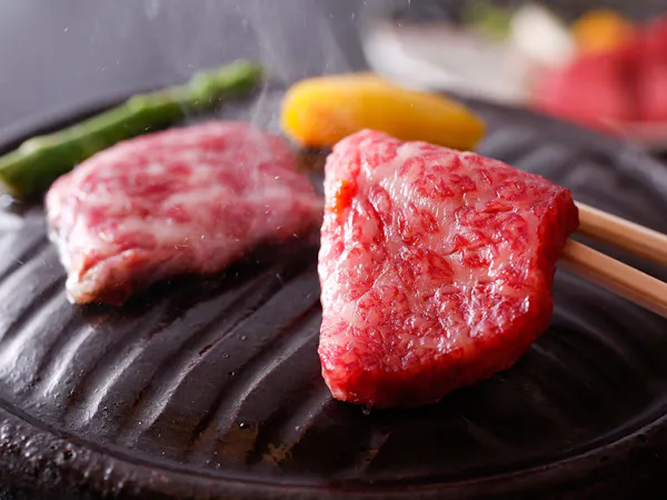 【特撰】四季の特撰食材を散りばめた料理長のスペシャリテ