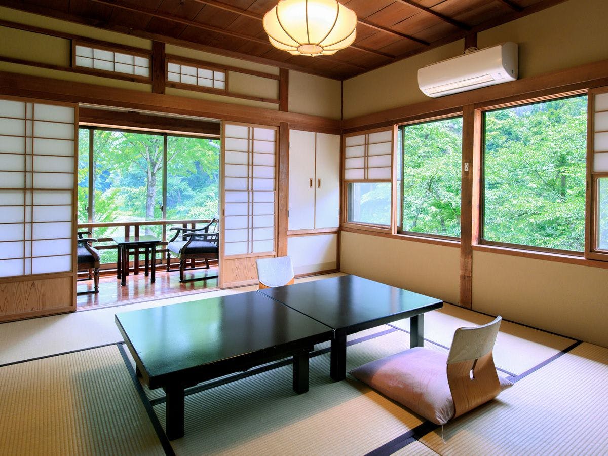 Ryokufukan (ห้องฟูจิ)