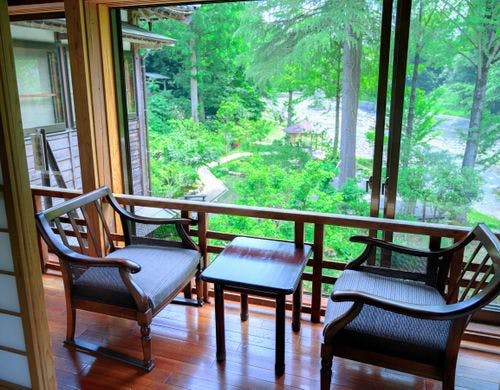 緑風館（藤の間）