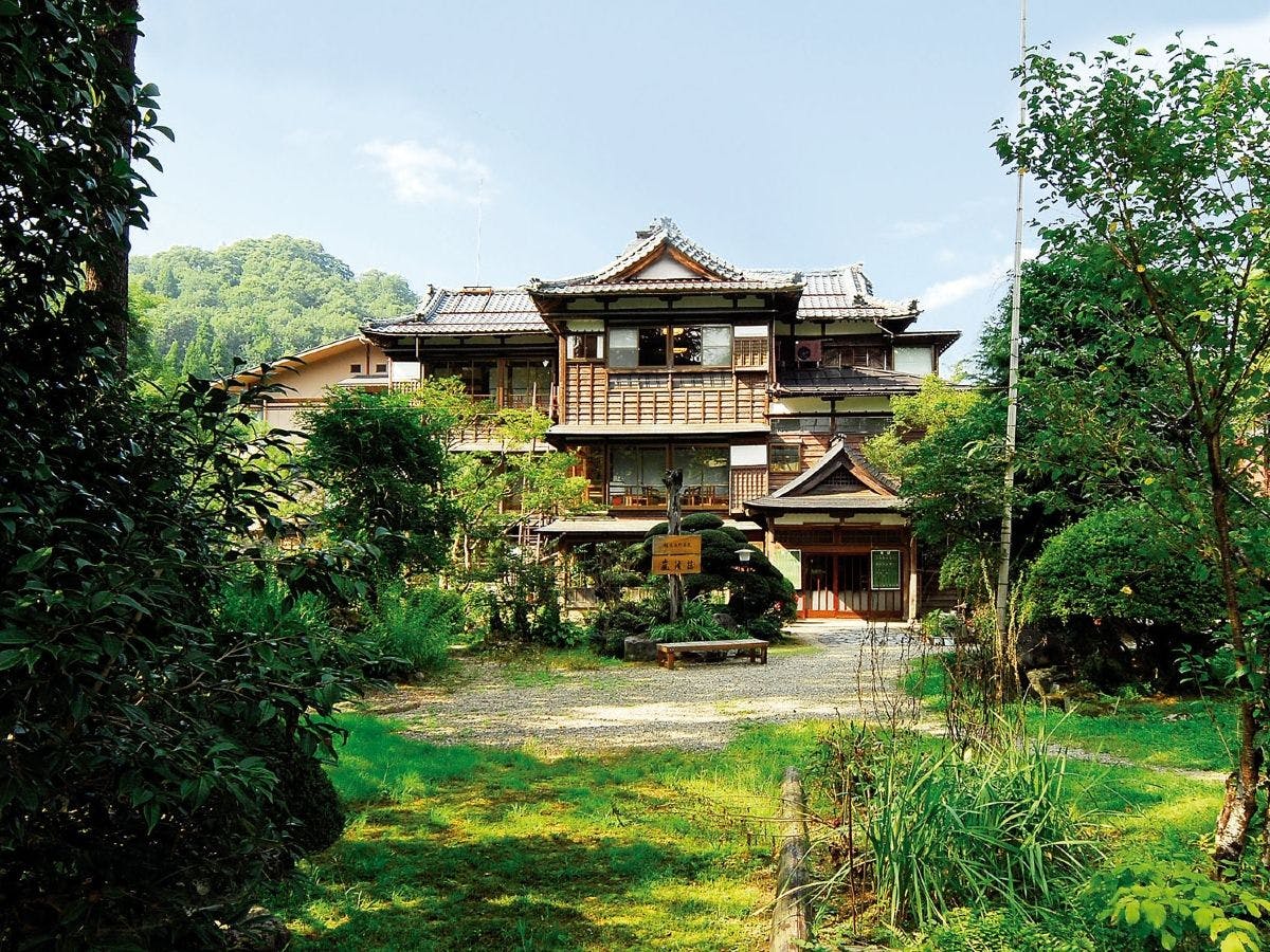 อาคารหลักของ Rankeiso ที่ได้รับการขึ้นทะเบียนเป็นมรดกทางวัฒนธรรมที่จับต้องได้ของประเทศ