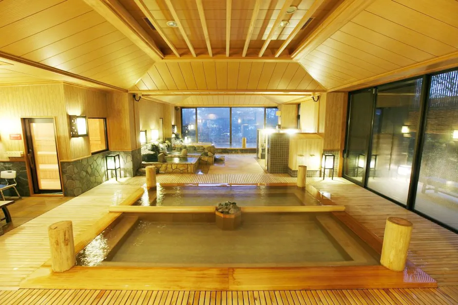 湯宿 季の庭 季の湯 Inside Tokinoyu