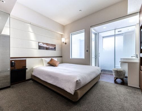 シングル 15.4平米（140cm×195cm 1台）