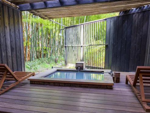 ห้องพัก SHIZUKU พร้อมอ่างอาบน้ำกลางแจ้ง