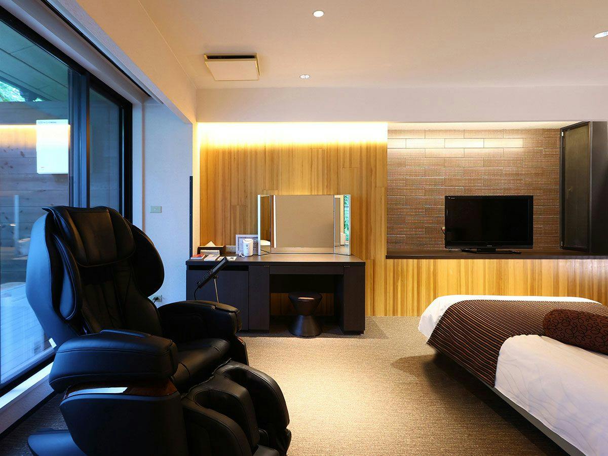 第2弾＜お部屋のセラーで世界を旅する＞ワインセラーにセレクト2本付き（カリフォルニア＆北海道編）