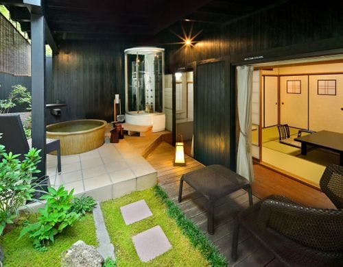 山灯　露天風呂