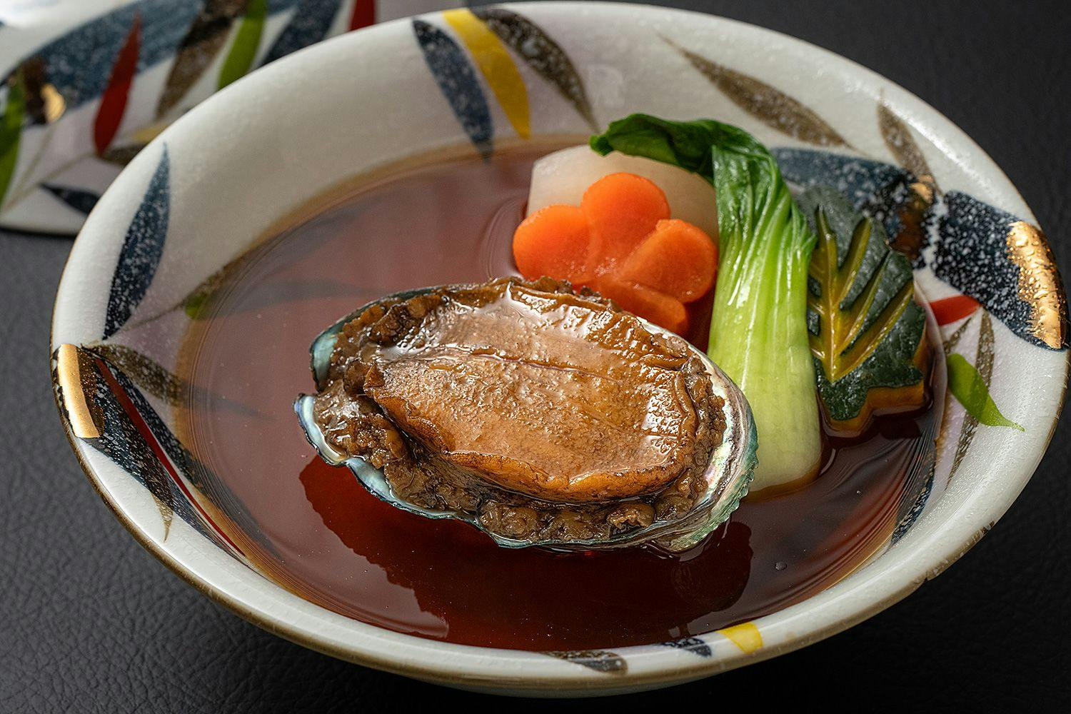 【雪つばき会席】鮑・甘鯛・やまぐち和牛燦を味わう美食会席