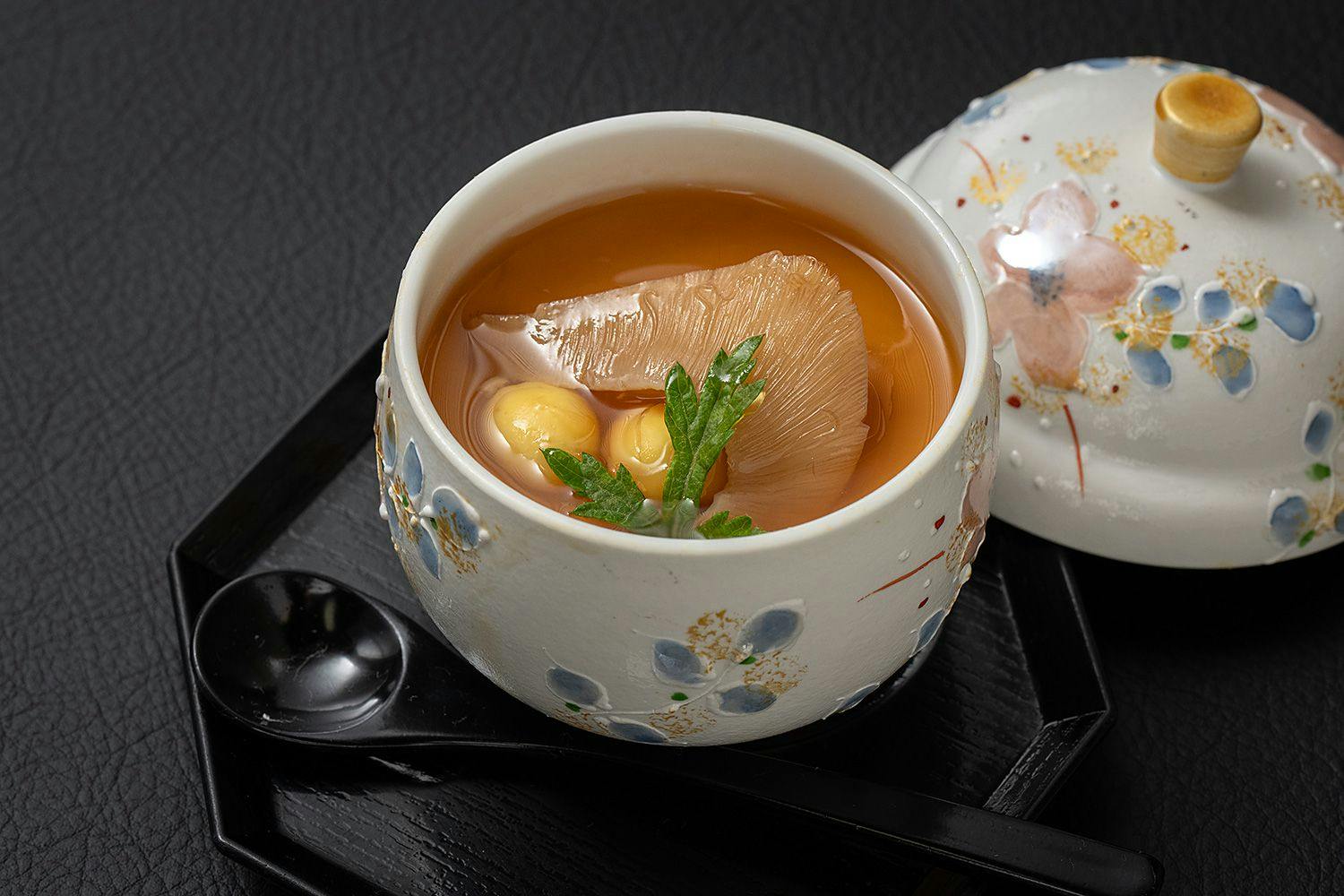 【雪つばき会席】鮑・甘鯛・やまぐち和牛燦を味わう美食会席