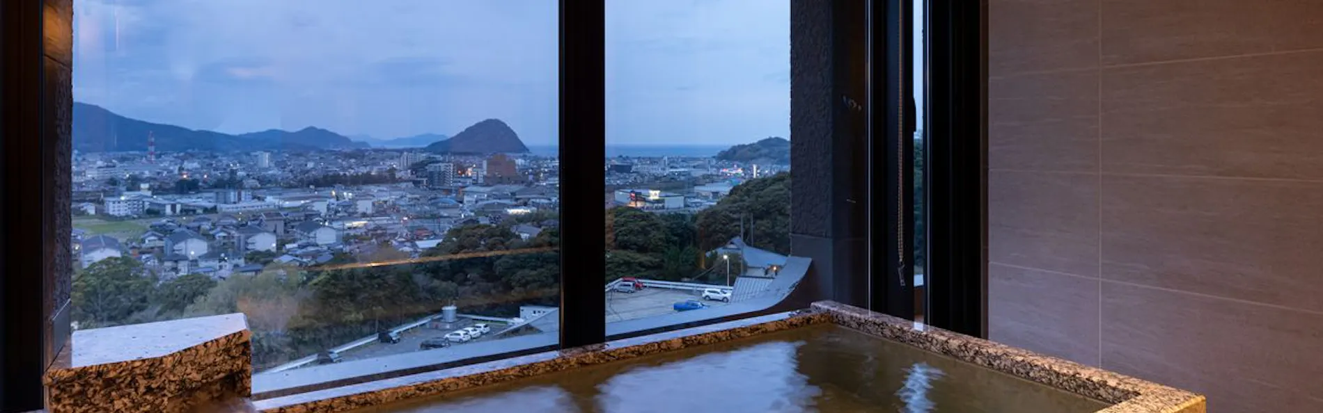 萩本陣