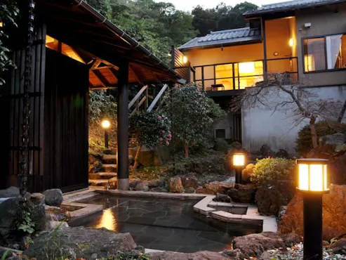 【Hikari】Pemandian terbuka di taman