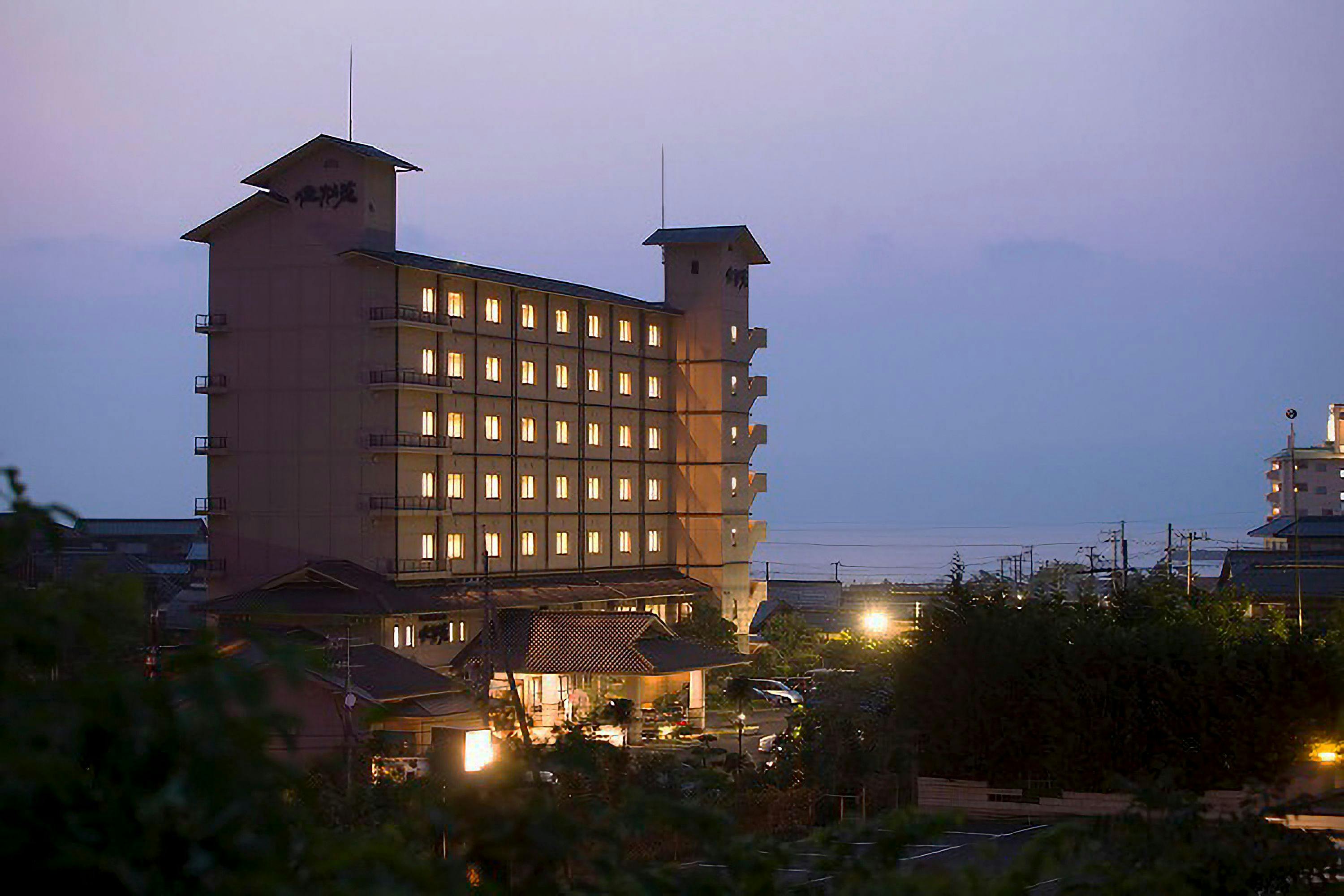 【ภายนอก】วิวกลางคืนของคะโชเอ็น