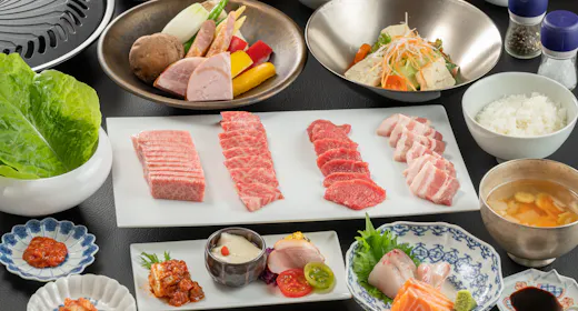 【贅を極める】貴方はどっち?しゃぶしゃぶor焼肉から選べる極上佐賀牛&若楠豚堪能プラン