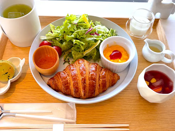 バターの香り薫る焼きたてクロワッサンで素敵な一日のスタートを!Wataya cafe morning