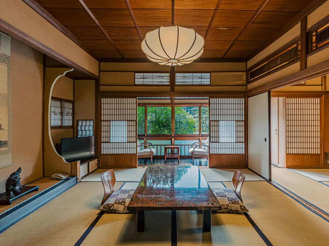 【本館和室8帖+次の間】お部屋の例