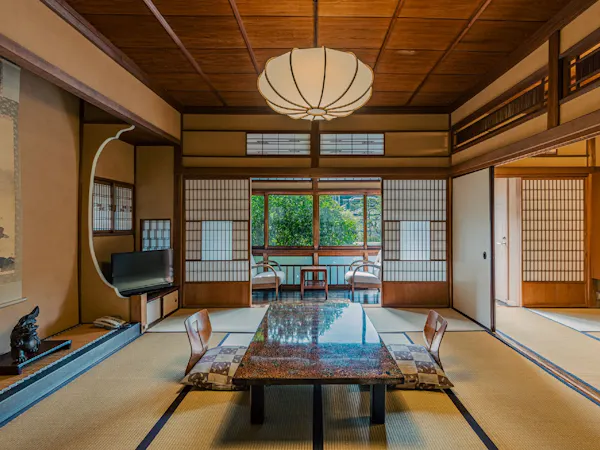 【本館和室8帖+次の間】お部屋の例