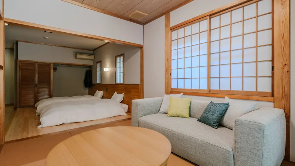 Fujinoya: Inn with Open-Air Baths for Couples