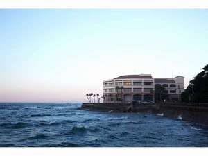 「1泊朝食付」チェックイン21:00までOK／大浴場温泉23:00まで