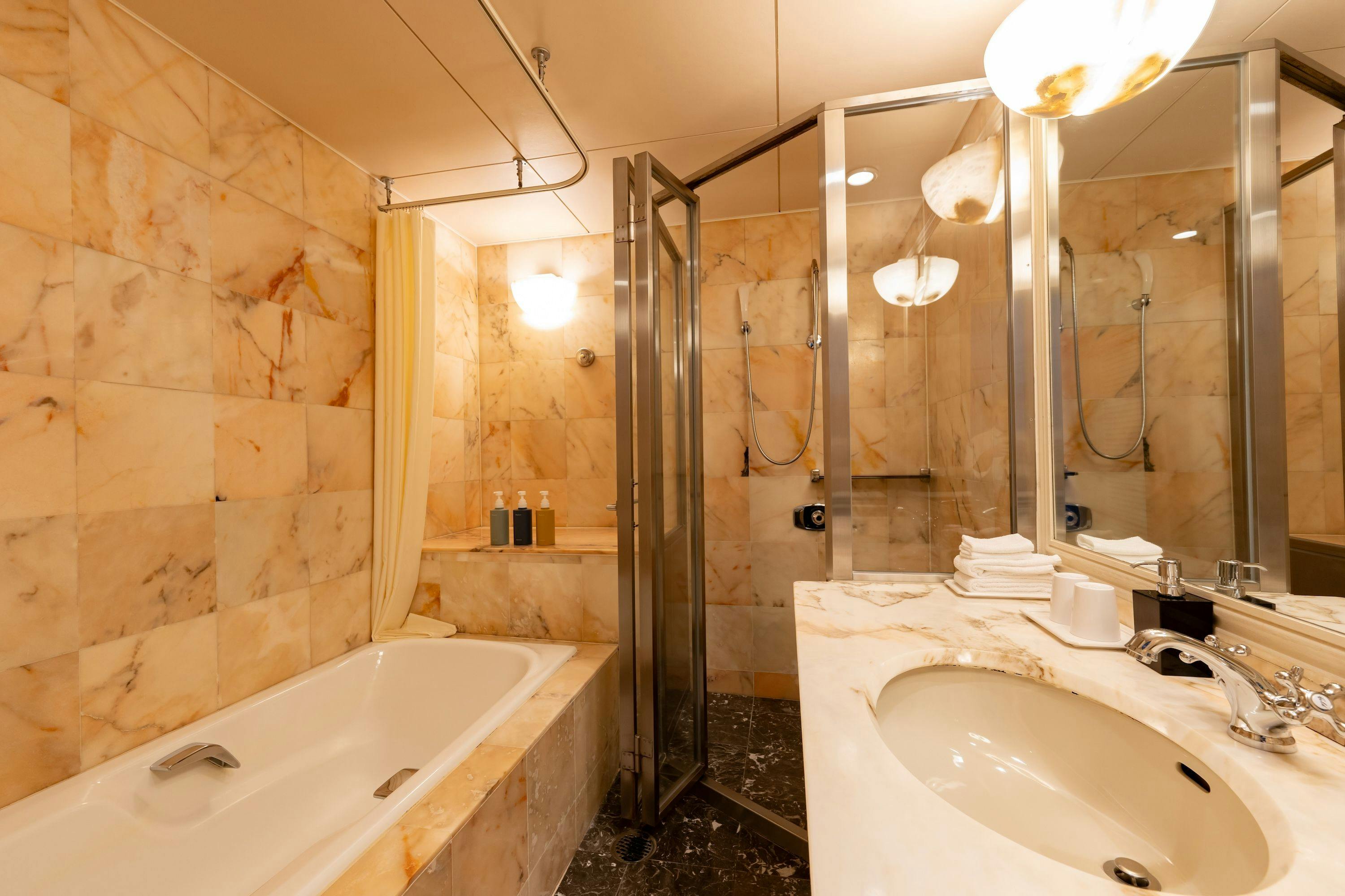 디럭스 더블룸 욕실