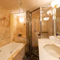 디럭스 더블룸 욕실