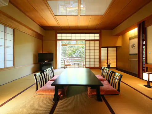 【ห้องสไตล์ญี่ปุ่น】10 เสื่อทาทามิ + ห้องถัดไป / น้ำพุร้อนพร้อมอ่างอาบน้ำในร่ม / ชั้น 2