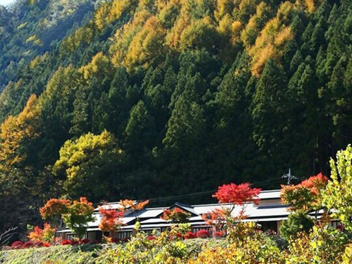 川場温泉　清流の里　錦綉山荘