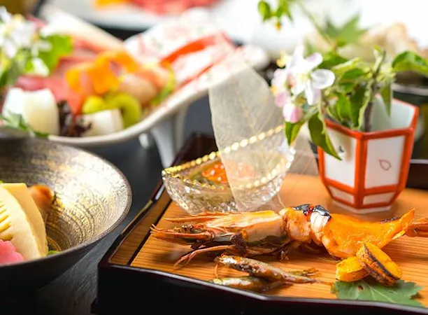 季節の自然の恵みを生かした本格和食