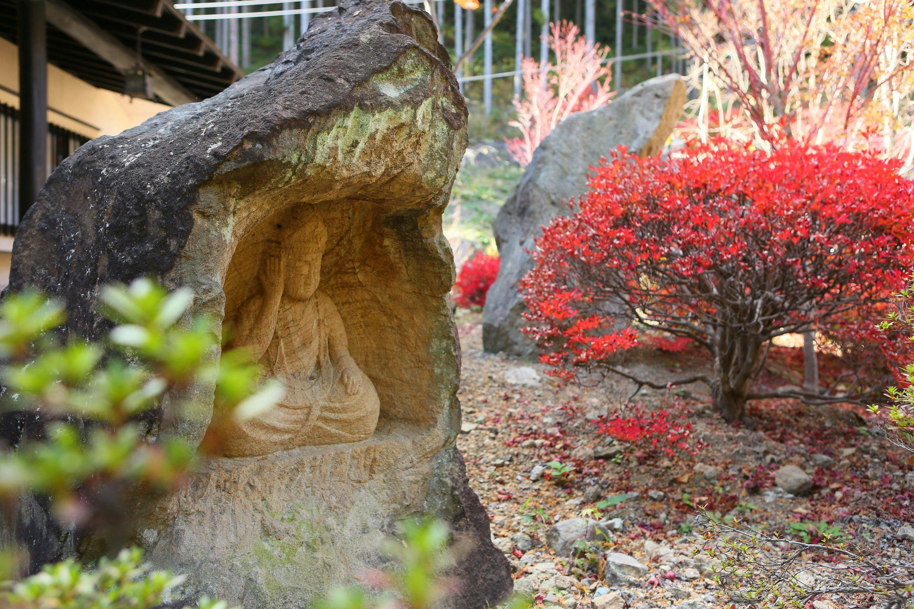 川場温泉　清流の里　錦綉山荘