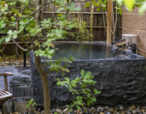 【花筏／はないかだ】客室露天風呂