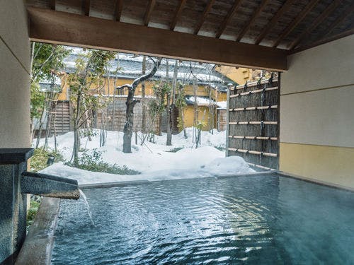 【雪見風呂】客室露天風呂より