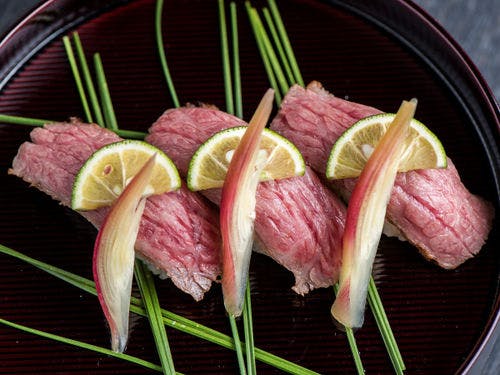 【追加料理】米沢牛炙りの握り