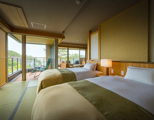 【次郎の庵・３階】１６帖