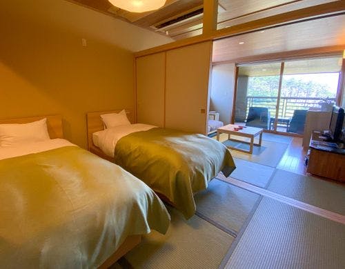 【本館・たろうの庵】８帖＋６帖