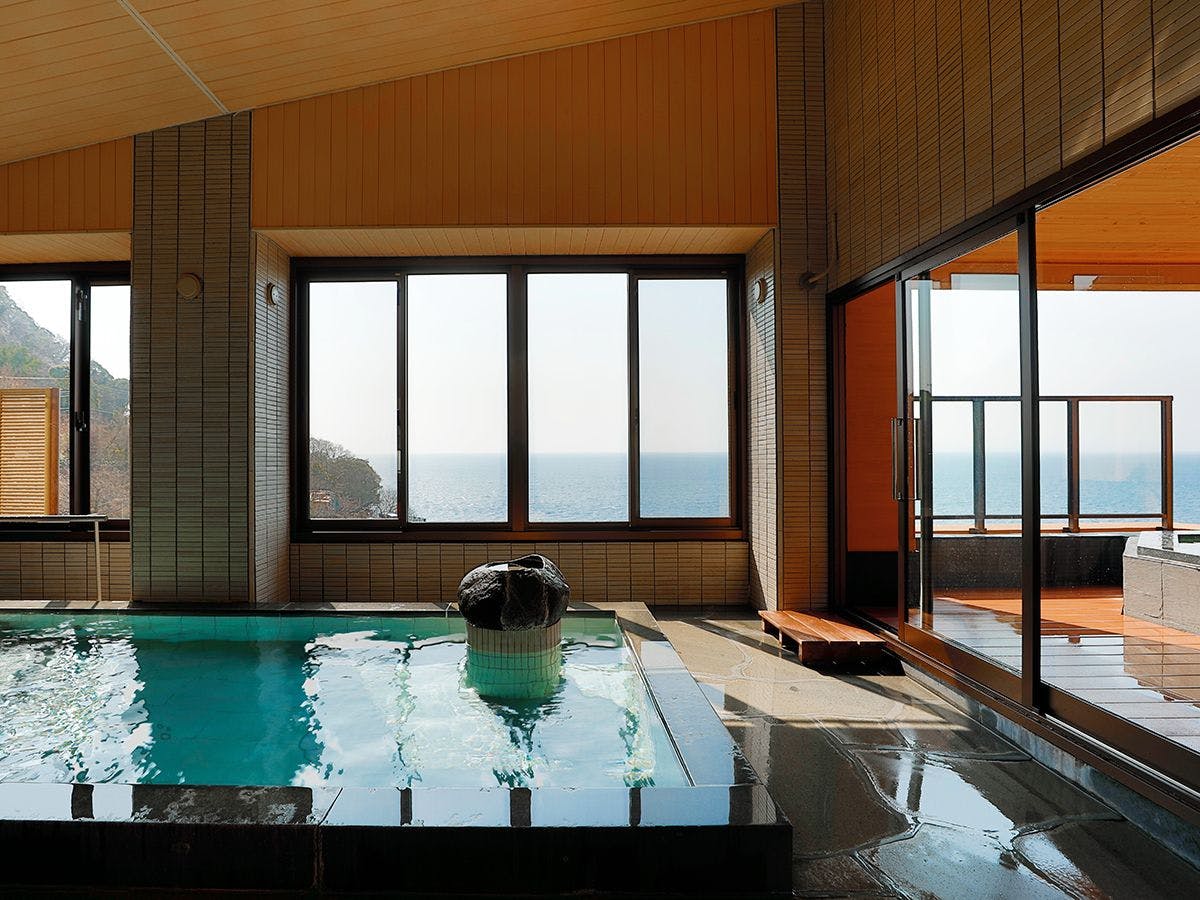 น้ำพุร้อนเทพธิดา