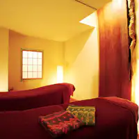 สปาภายในอาคาร