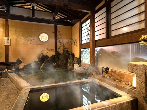 【本館・丘ノ想|素泊まり】貸切温泉&無料カフェ・バーで気ままな別府旅/食事なし