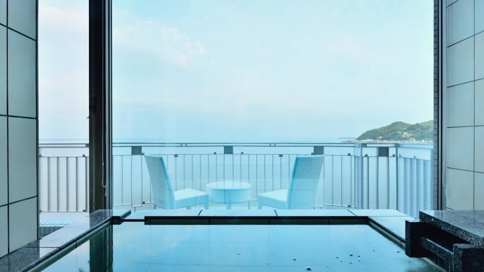 Auberge Fontaine Bleau Atami