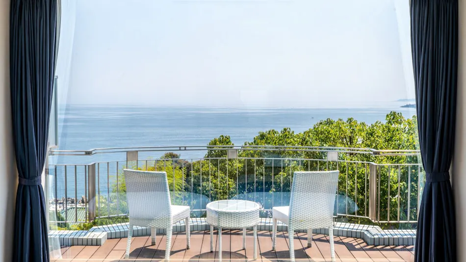 Auberge Fontaine Bleau Atami