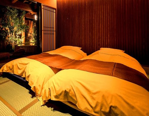 藪椿（やぶつばき）