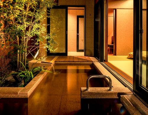 水芭蕉（みずばしょう）