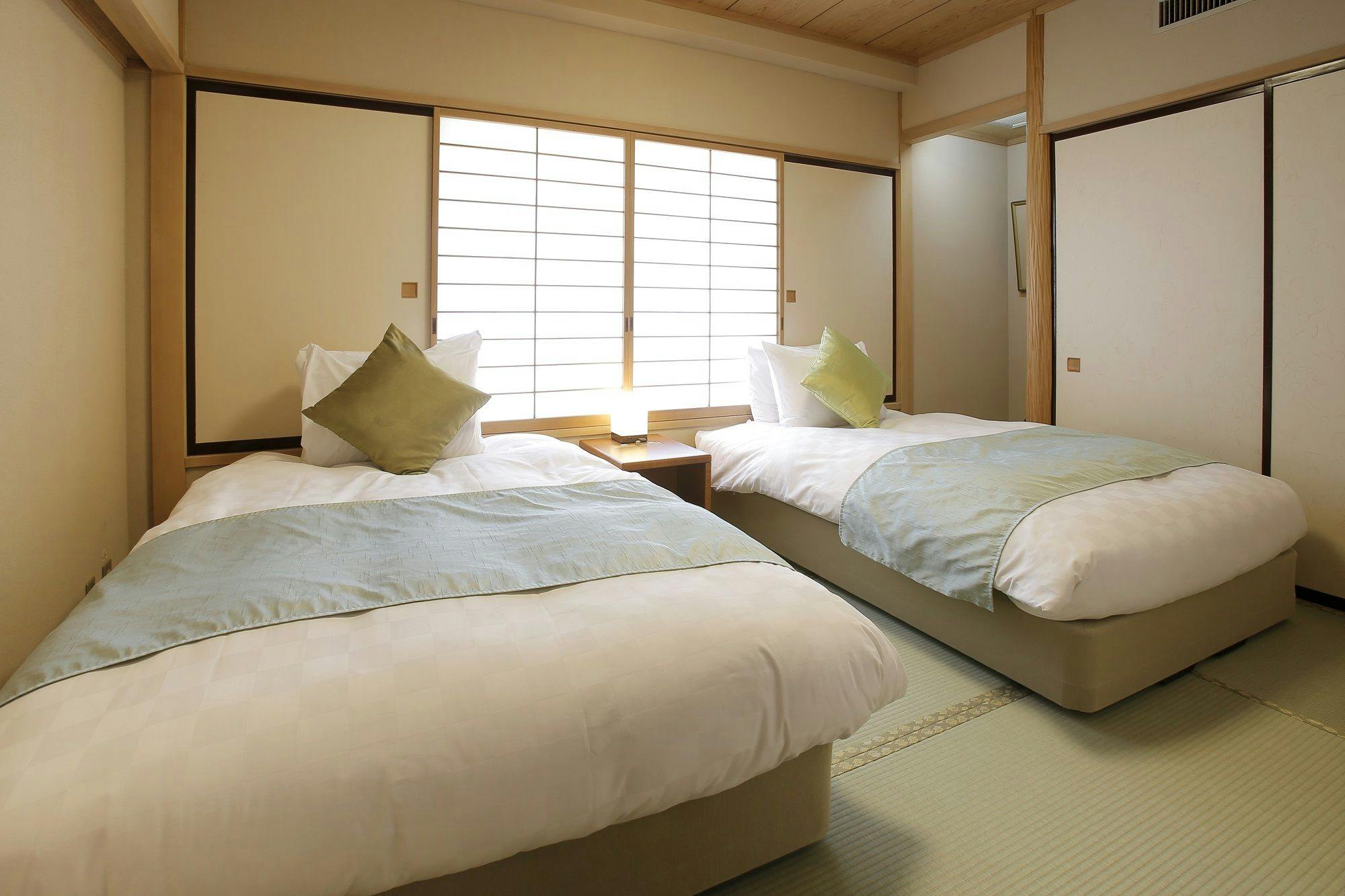 川治温泉 湯けむりの里 柏屋