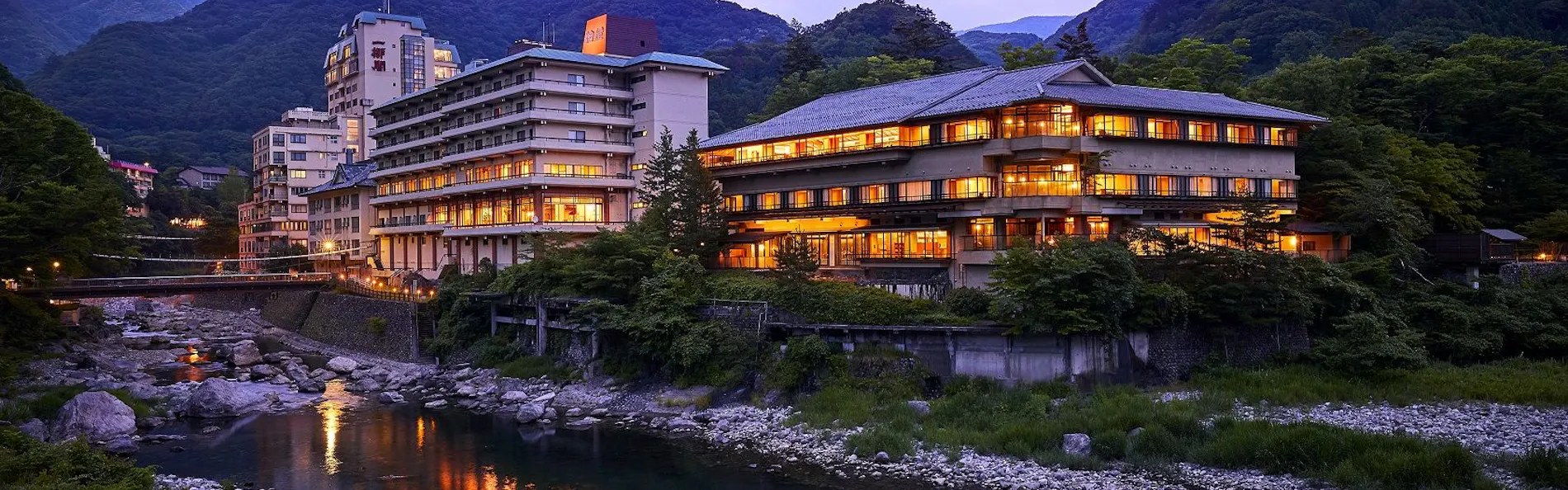 川治温泉 湯けむりの里 柏屋