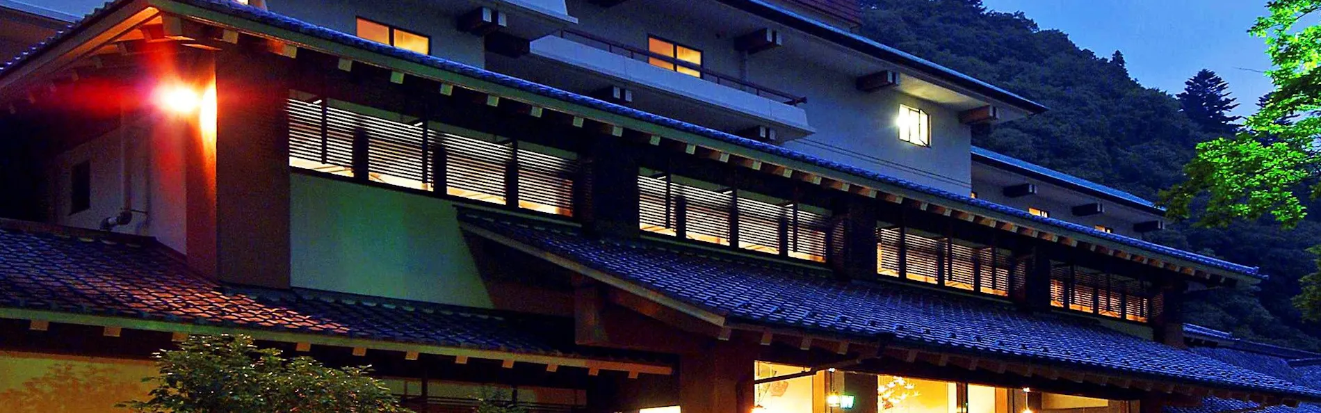 川治温泉 湯けむりの里 柏屋
