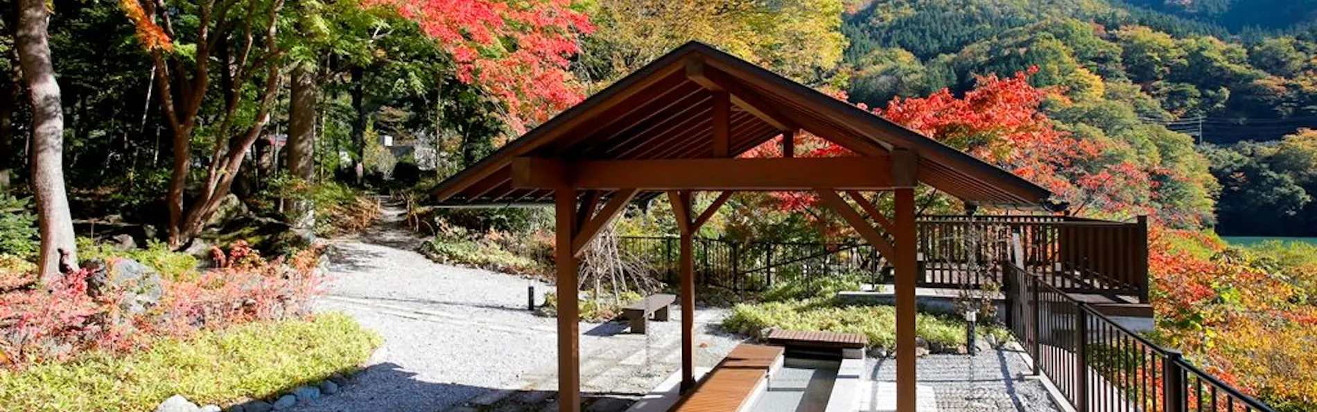 川治温泉 湯けむりの里 柏屋